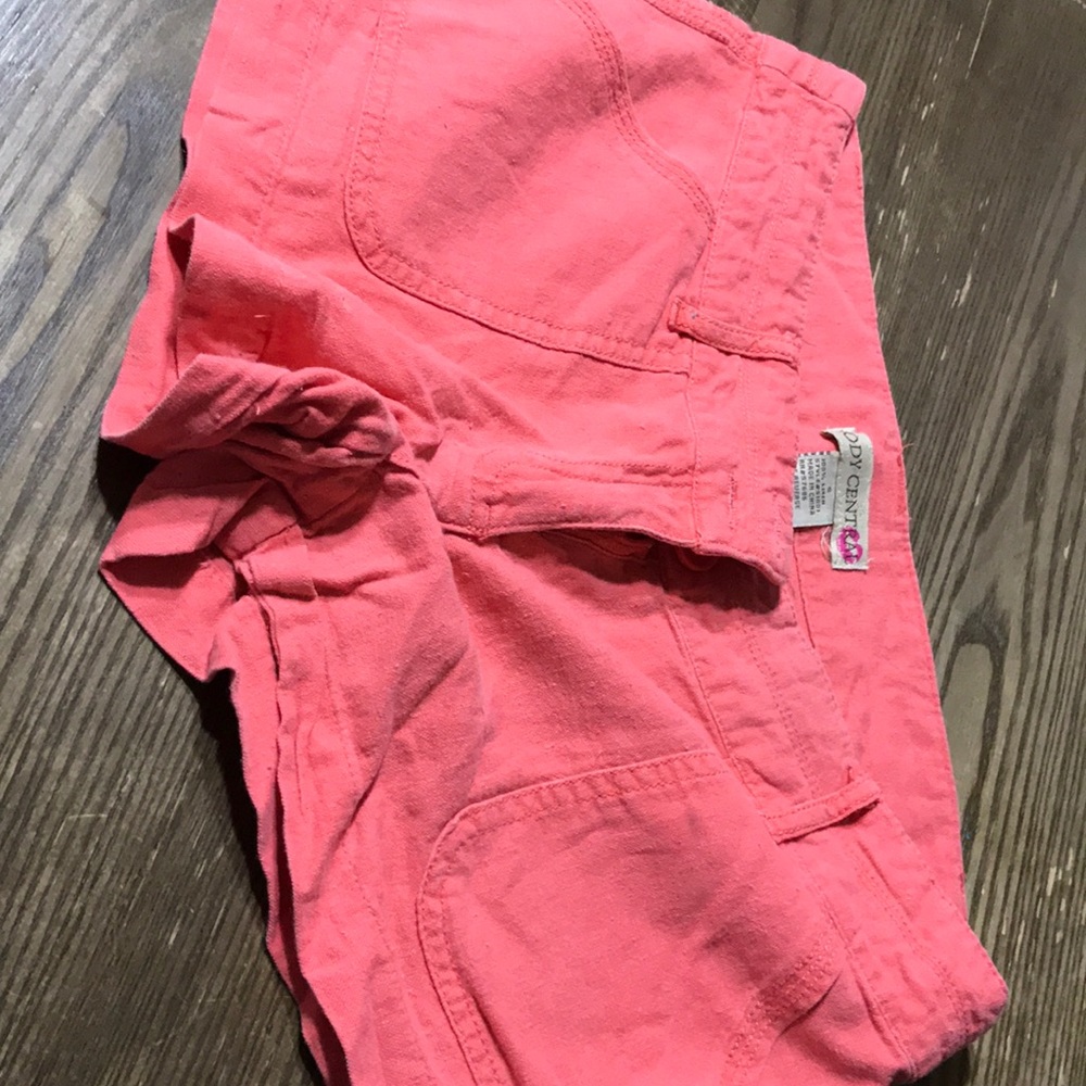 Shorts body central small